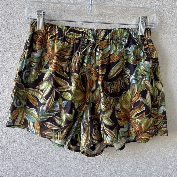 Charlie Holiday Tropical Palm Harlow Short Size 4 Beach Resortwear Pool Summer - Picture 1 of 12